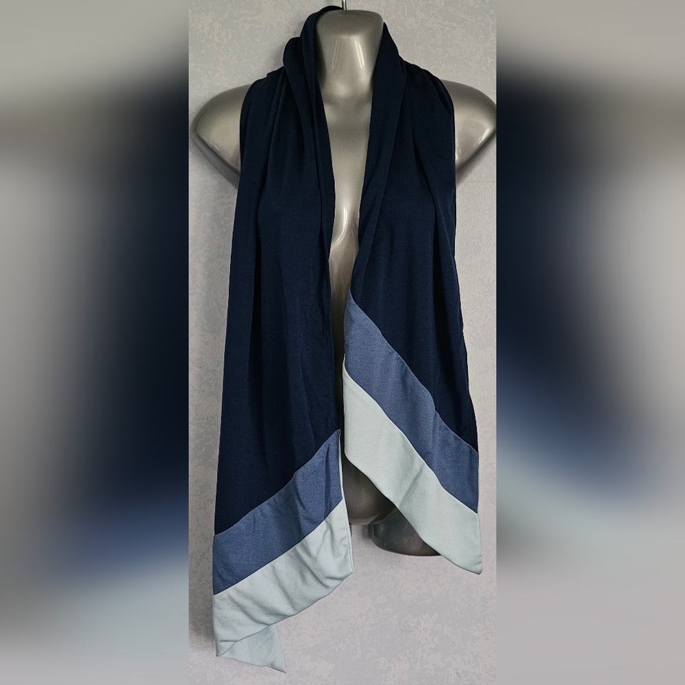 Stylish Navy Blue Colorblock Scarf
